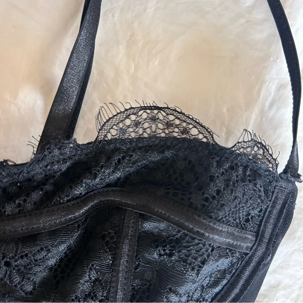 Ryan Destiny Whimsigoth Corset Top Black Size L Eyelash Lace Trim Mesh